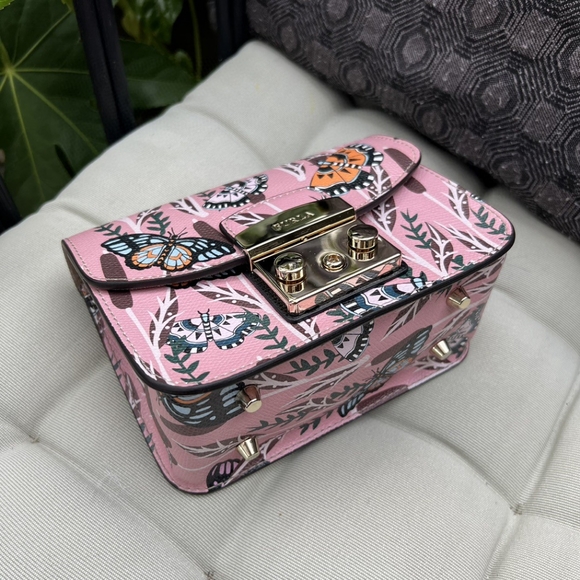 New FURLA METROPOLIS Mini Crossbody- Butterfly pink Made in Italy - Picture 3 of 7